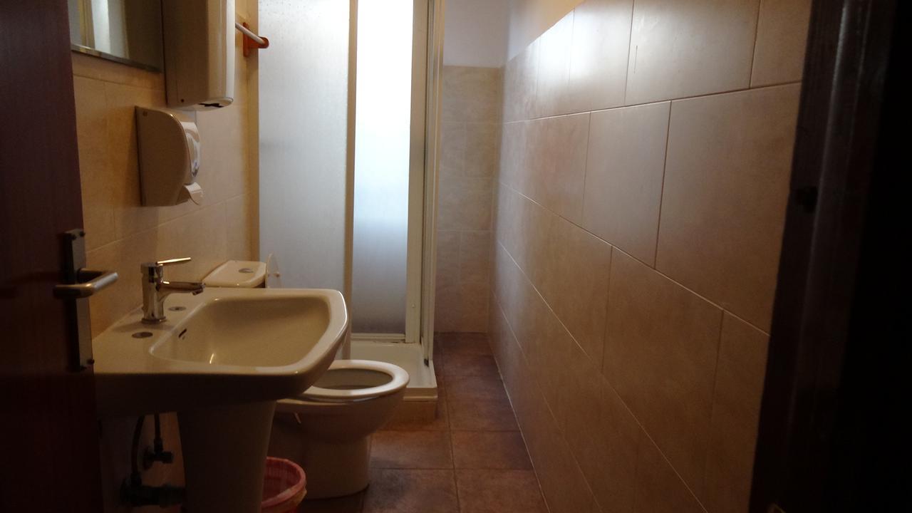 Hostal Bar Ruiz Tardajos Dış mekan fotoğraf